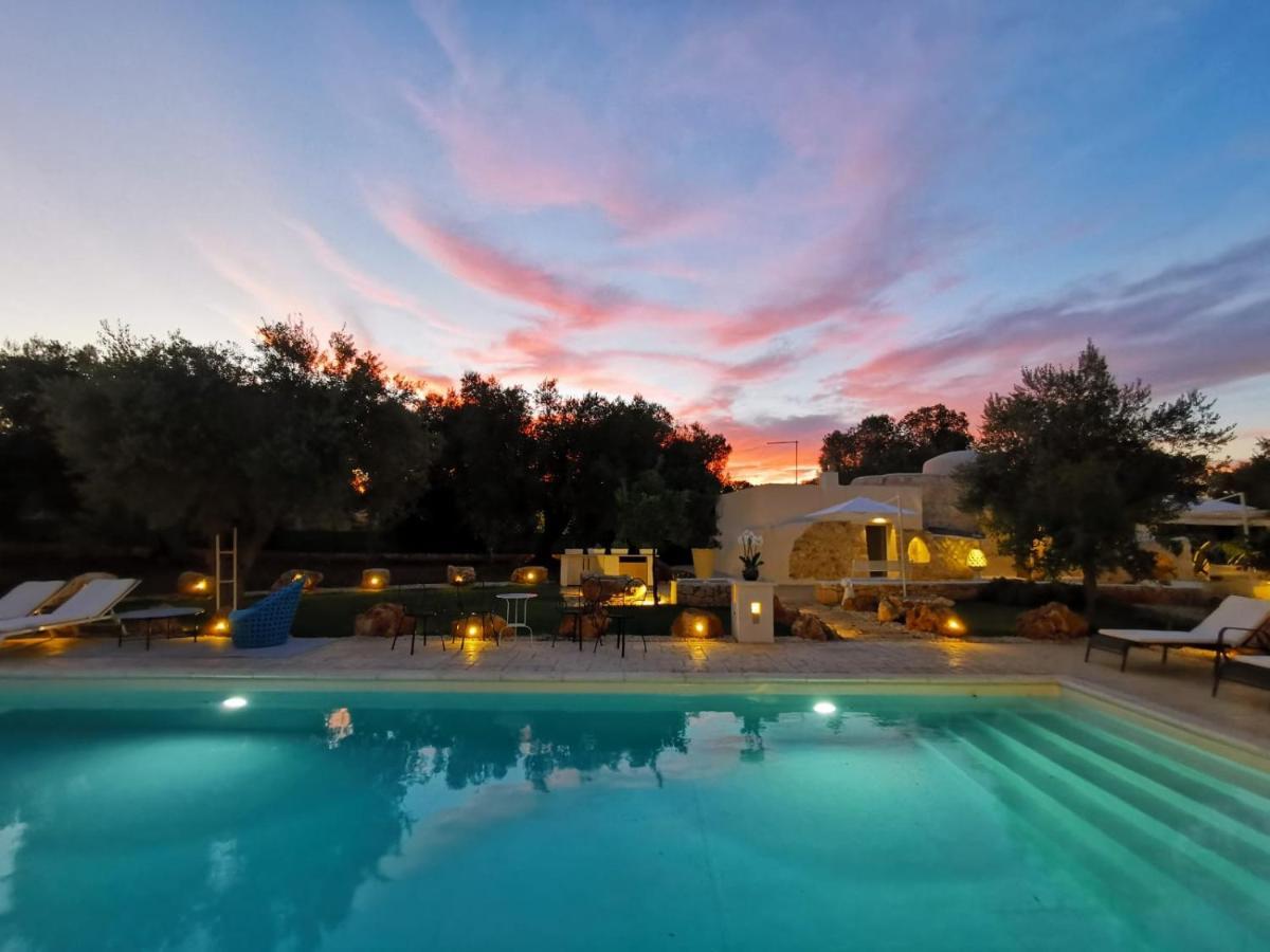 B&B Trulli Moonlight Da Grace オストゥーニ エクステリア 写真