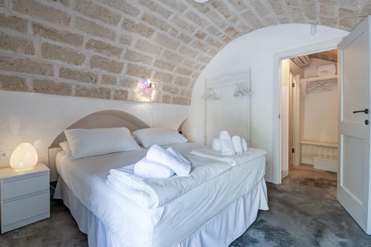 B&B Trulli Moonlight Da Grace オストゥーニ エクステリア 写真