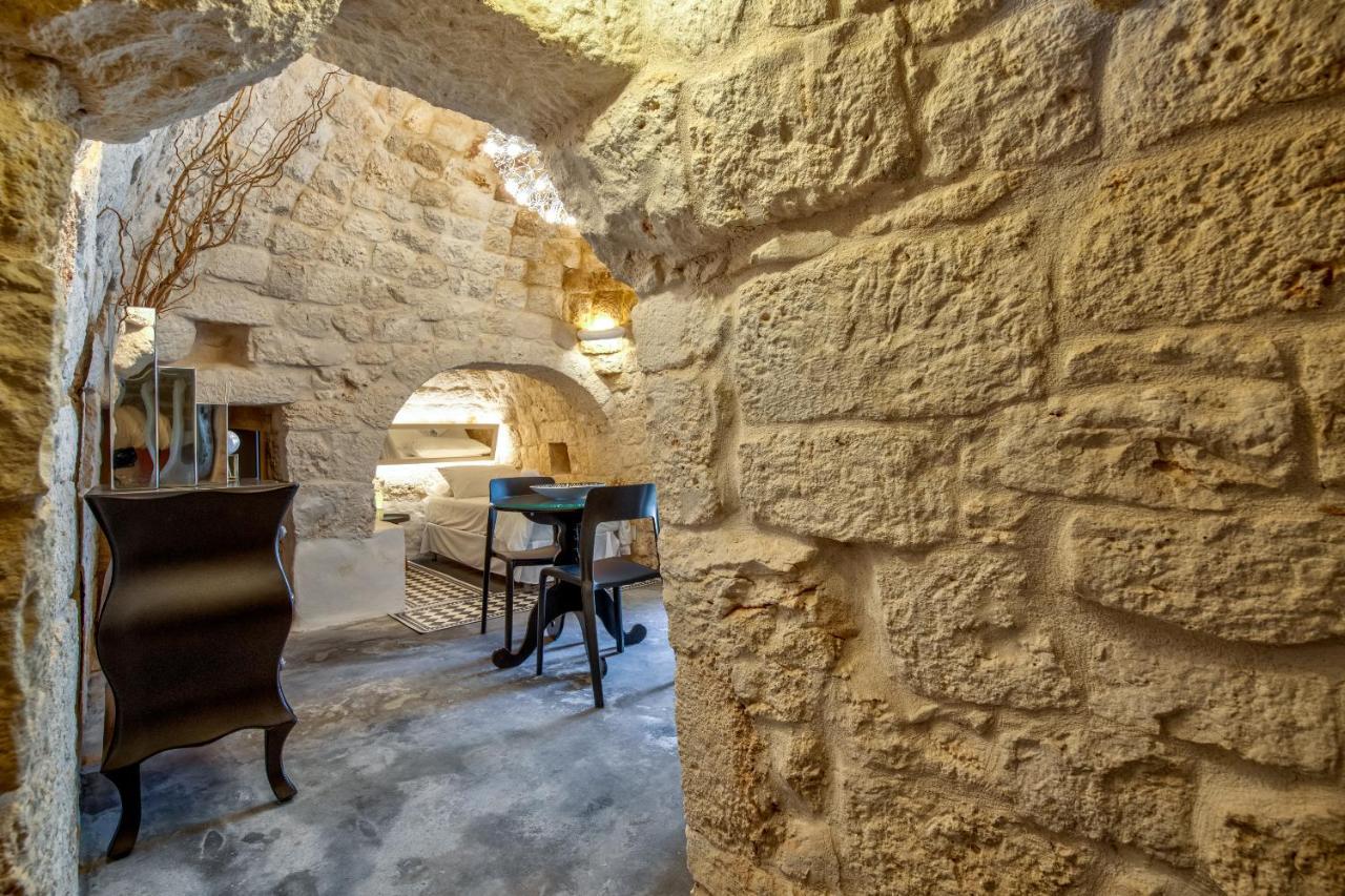 B&B Trulli Moonlight Da Grace オストゥーニ エクステリア 写真